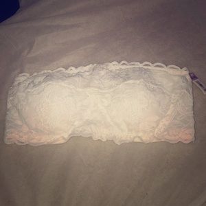 New with Tags White Lace Bandeau